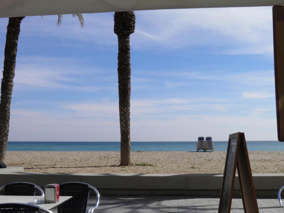 Suitur Atico Playa Dorada Calafell Exterior photo
