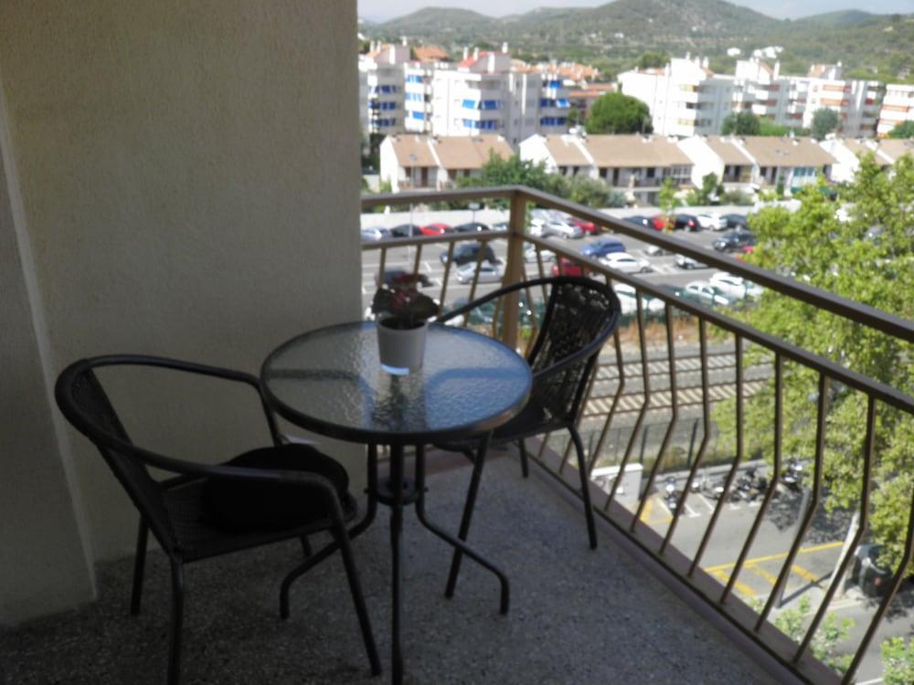 Suitur Atico Playa Dorada Calafell Exterior photo